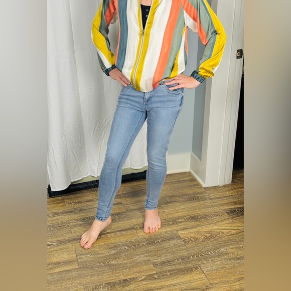 NWOT Mystree Raglan Stripe Bomber Jacket size small - Picture 4 of 4